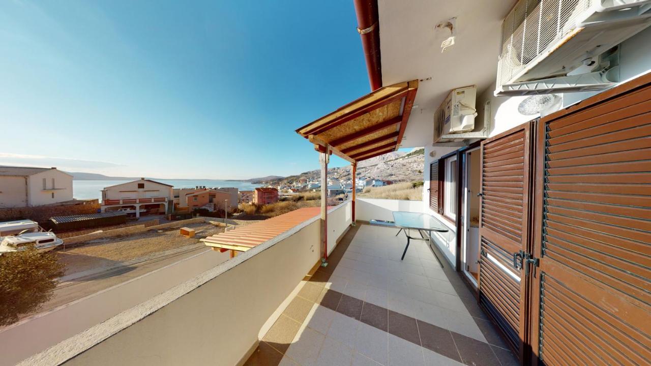 Apartments Riva Metajna Exterior photo